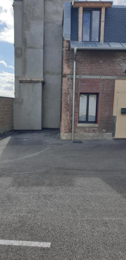 L'Aurore Doree, Duplex Renove - Parking Prive - Wifi Gratuit Apartman Saint-Quentin  Kültér fotó
