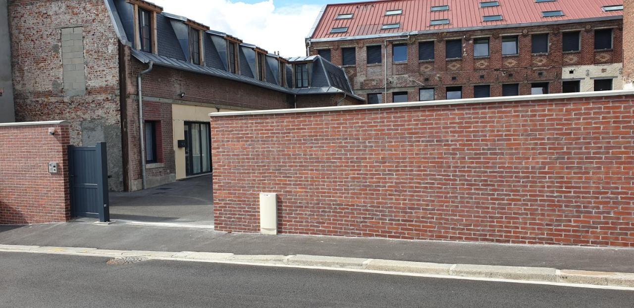 L'Aurore Doree, Duplex Renove - Parking Prive - Wifi Gratuit Apartman Saint-Quentin  Kültér fotó