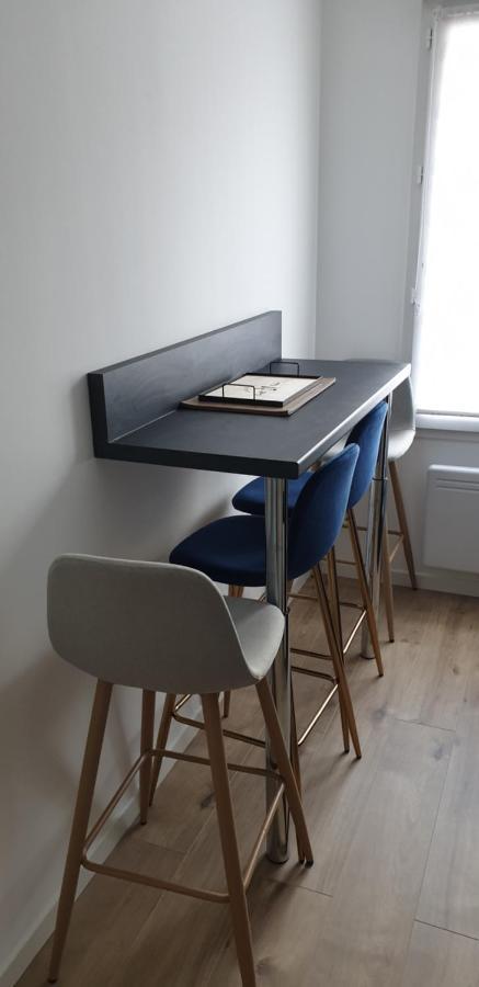 L'Aurore Doree, Duplex Renove - Parking Prive - Wifi Gratuit Apartman Saint-Quentin  Kültér fotó