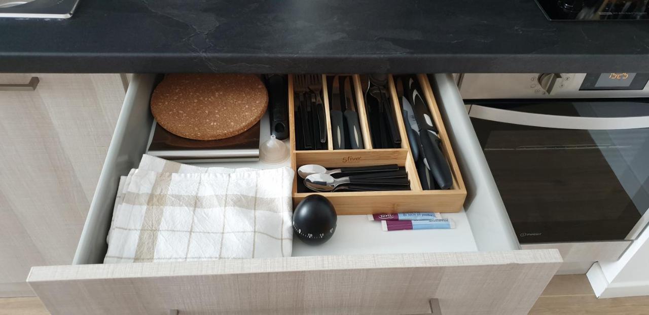 L'Aurore Doree, Duplex Renove - Parking Prive - Wifi Gratuit Apartman Saint-Quentin  Kültér fotó